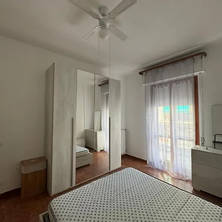 A Due Passi Dal Mare! Apartamento *