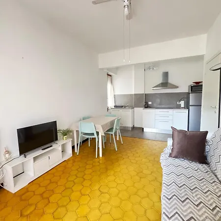 A Due Passi Dal Mare! ボルゲット・サント・スピーリト